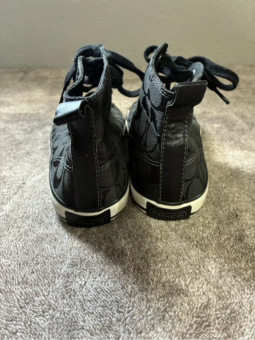 Coach Franca Signature Logo inHigh-Top Converse Sneakers C Monogram Print Sz 7.5
